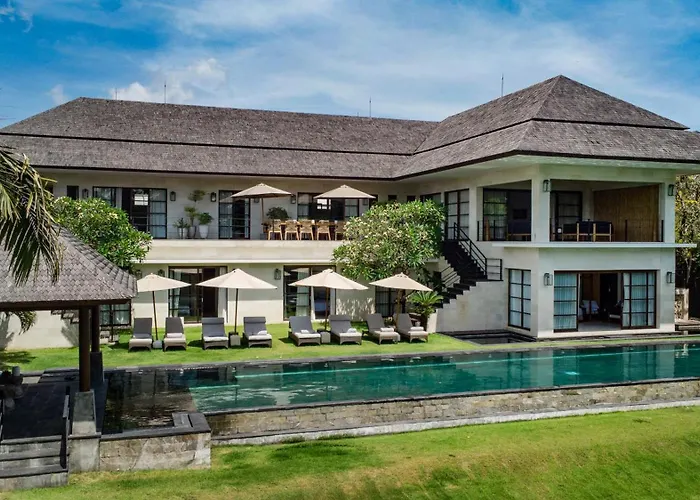 Grand Villa Puri Padi - Canggu