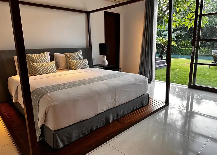 Grand Villa Puri Padi - Canggu