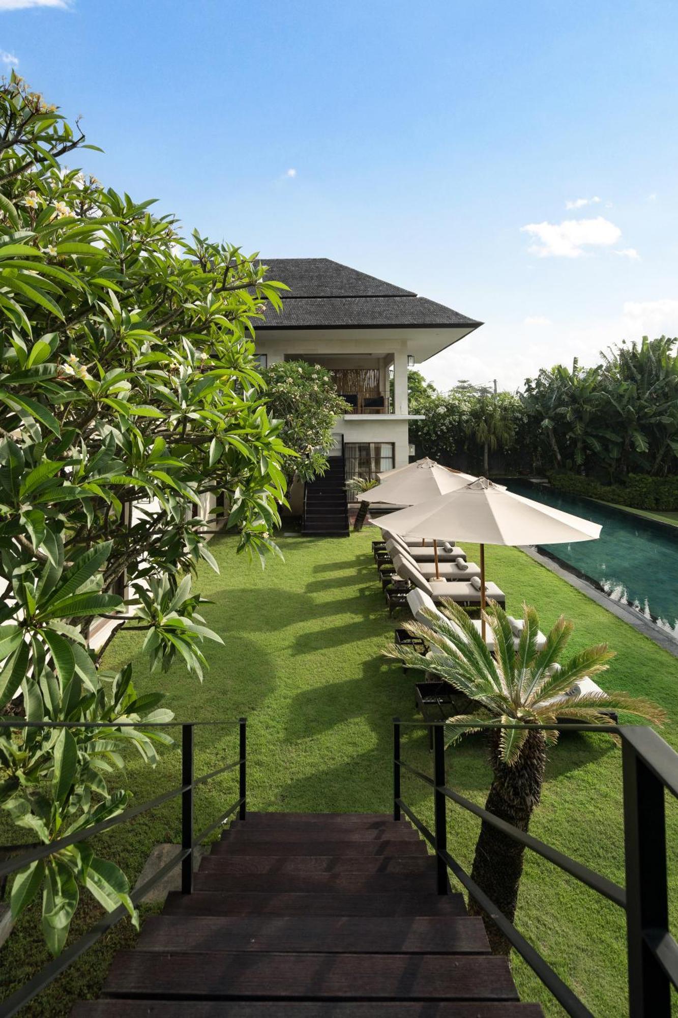 Villa Grand Puri Padi - *